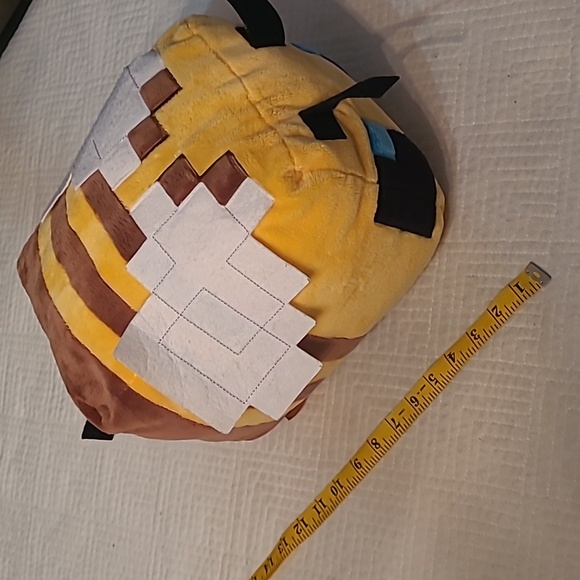 FRANCO Minecraft Bee Pillow Buddy - Picture 4 of 9